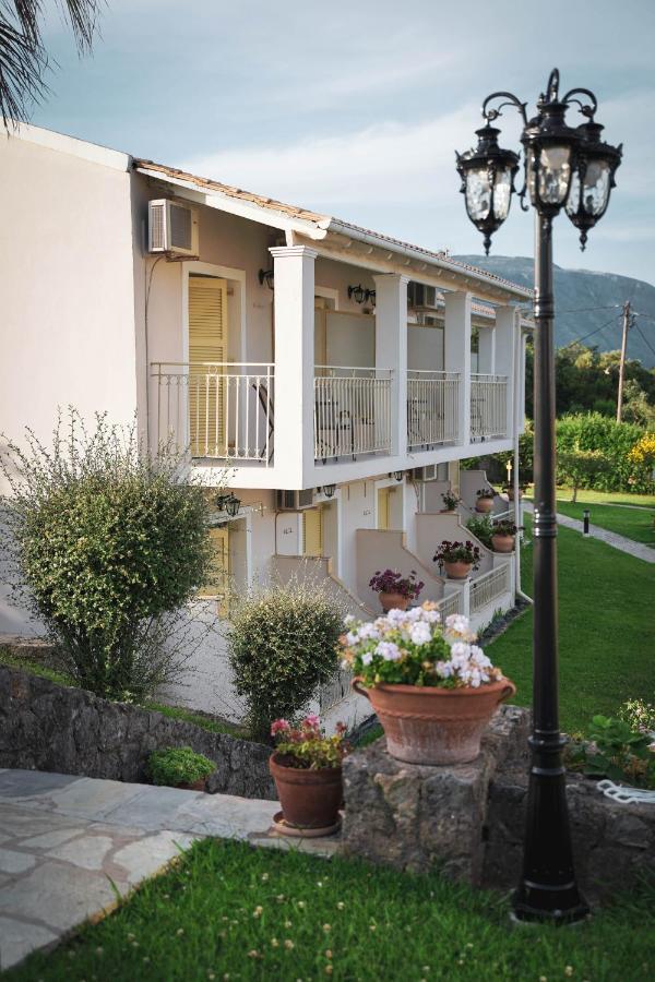Апарт отель Panorama Hideaway Дассия Экстерьер фото